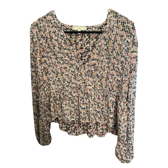 WAYF Metallic Stripe Floral Peplum Blouse
Size Small - Picture 2 of 3